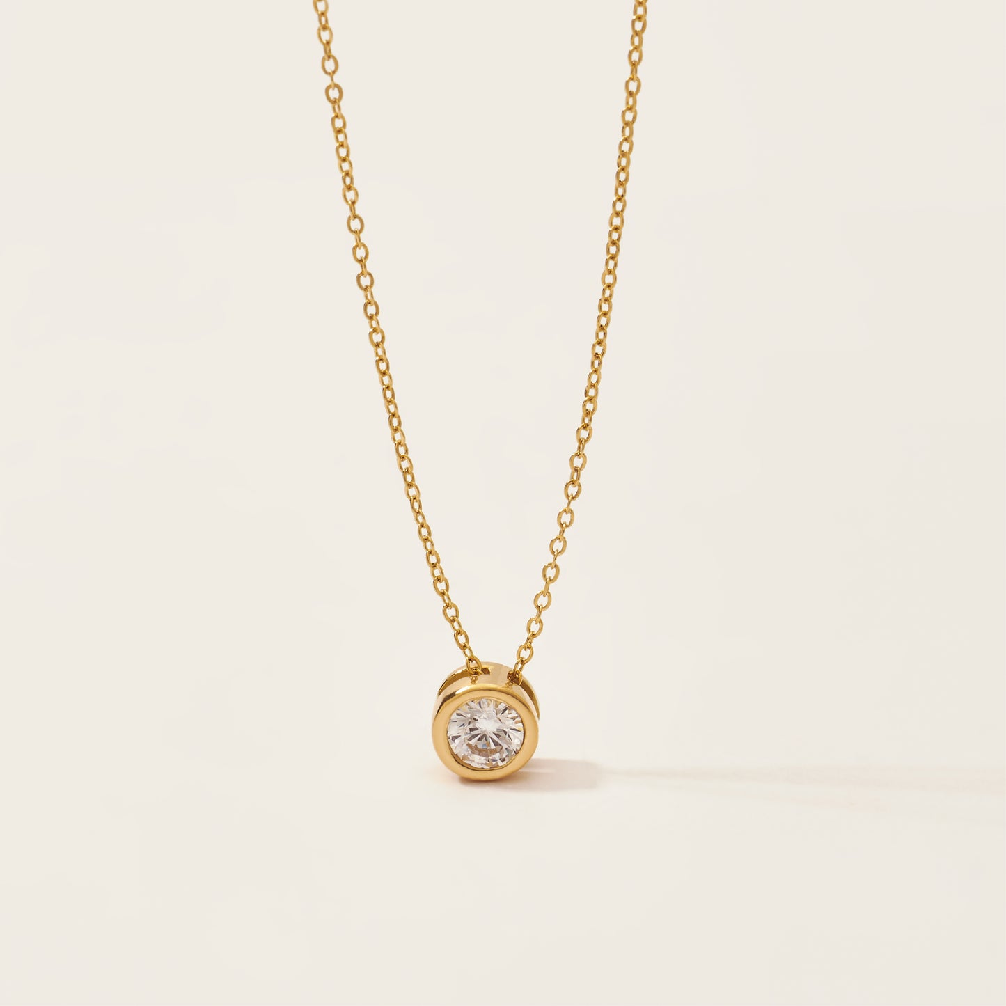 Collar punto de luz Oro 18k