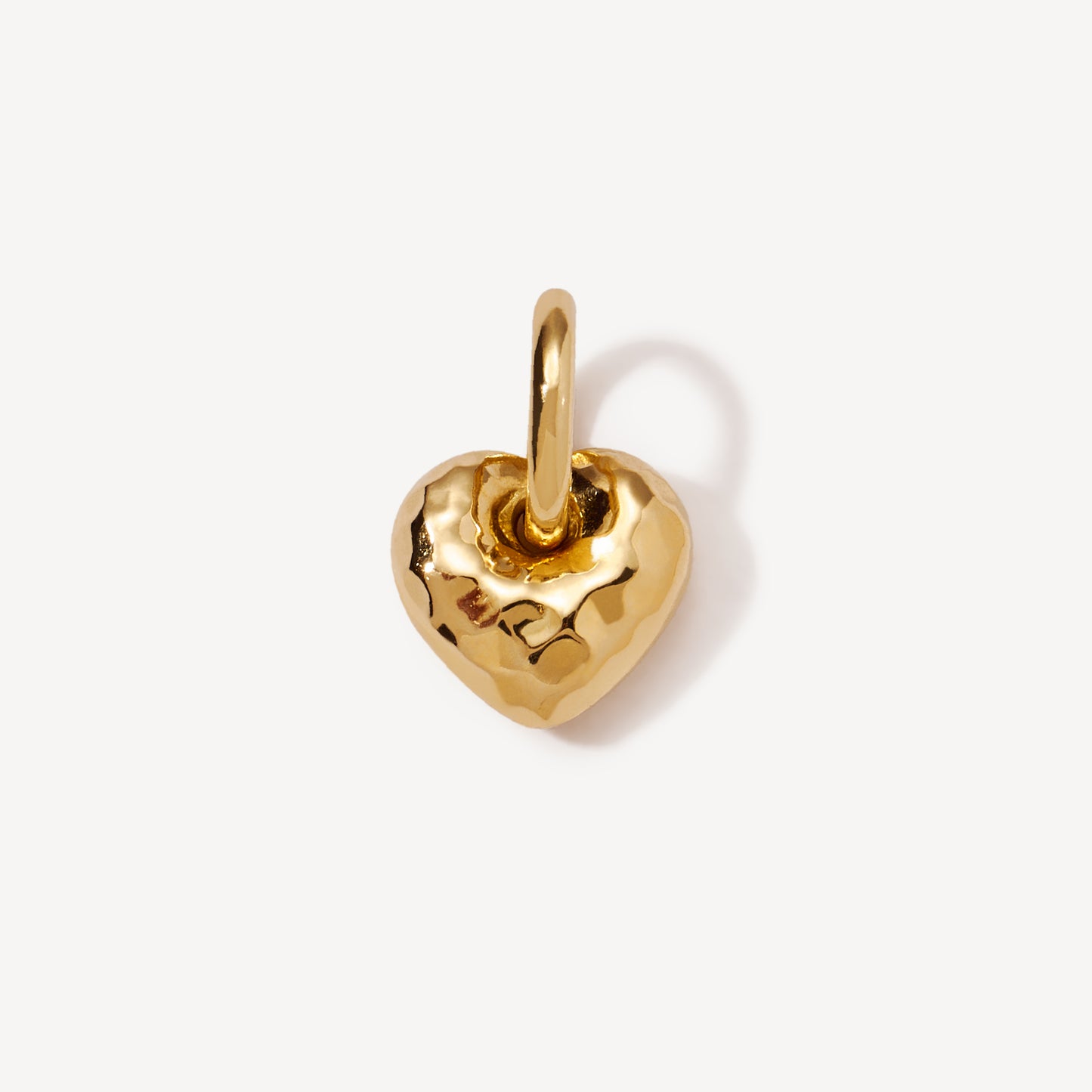 Dije corazón texturado Oro 18k