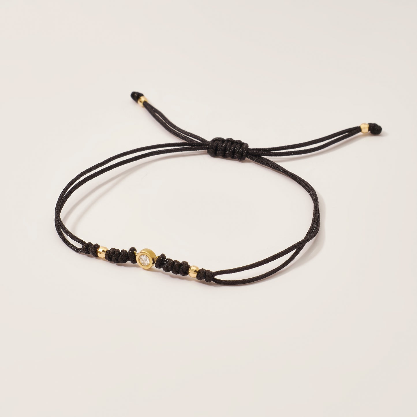 Pulsera Hilo Charm Brillante Oro 18k