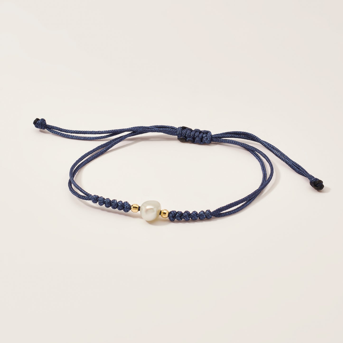 Pulsera Hilo Perla Oro 18k