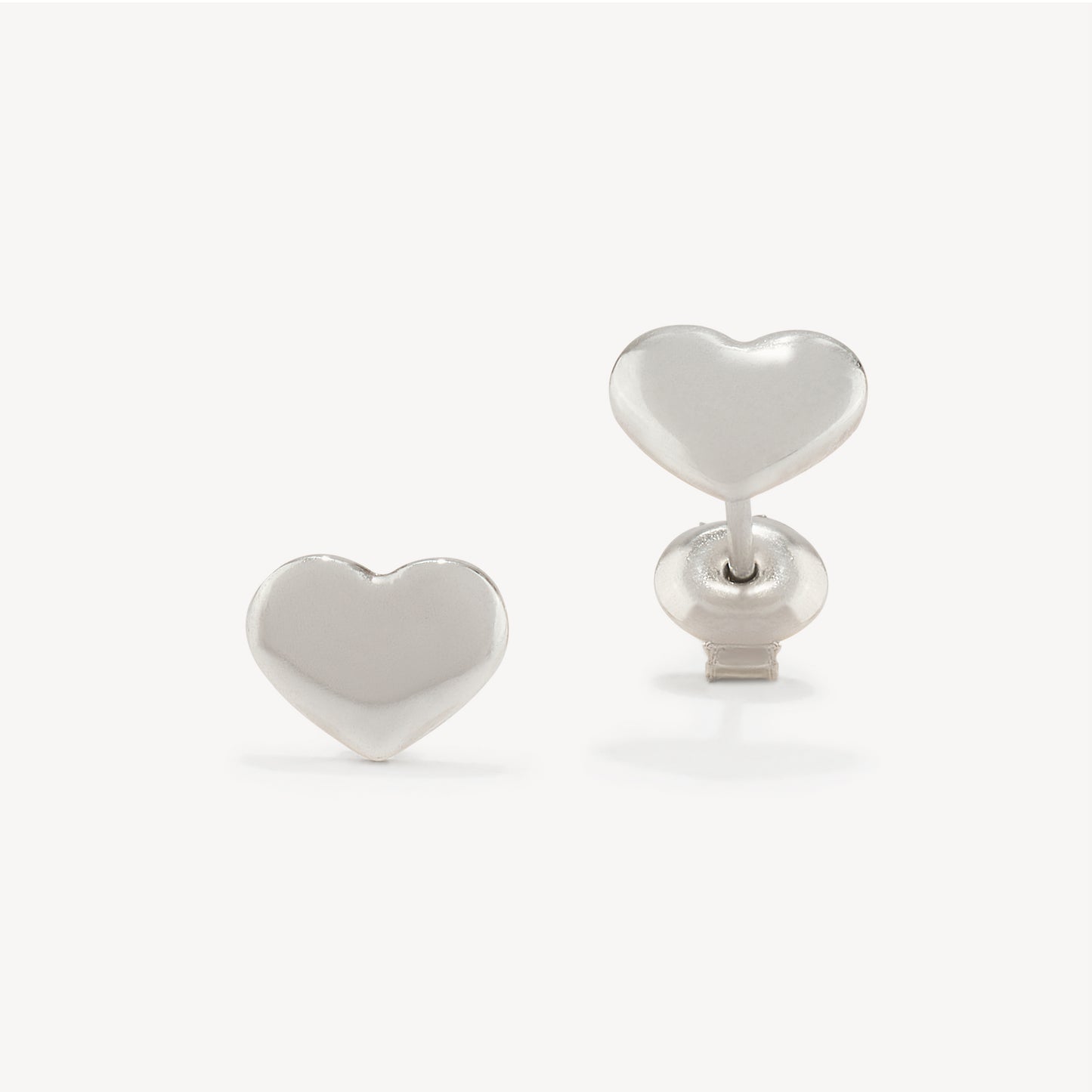 Aretes Corazón Liso Plata